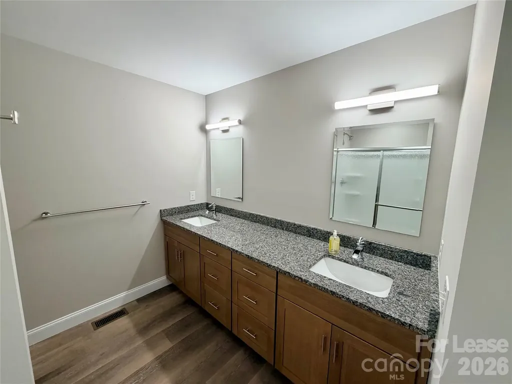 6415 Little Mountain Ridge Sherrills Ford NC 28673