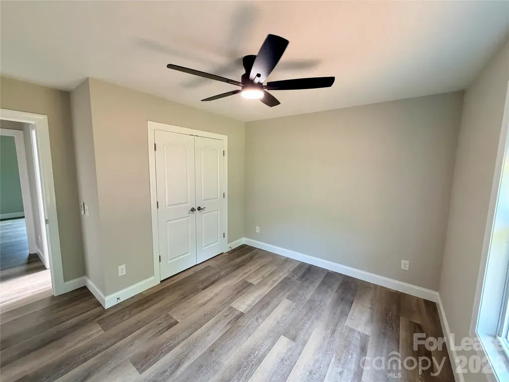 6415 Little Mountain Ridge Sherrills Ford NC 28673