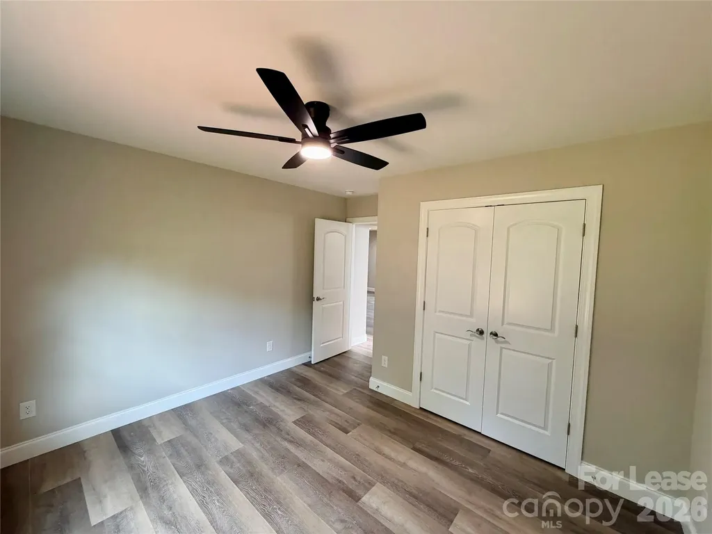 6415 Little Mountain Ridge Sherrills Ford NC 28673