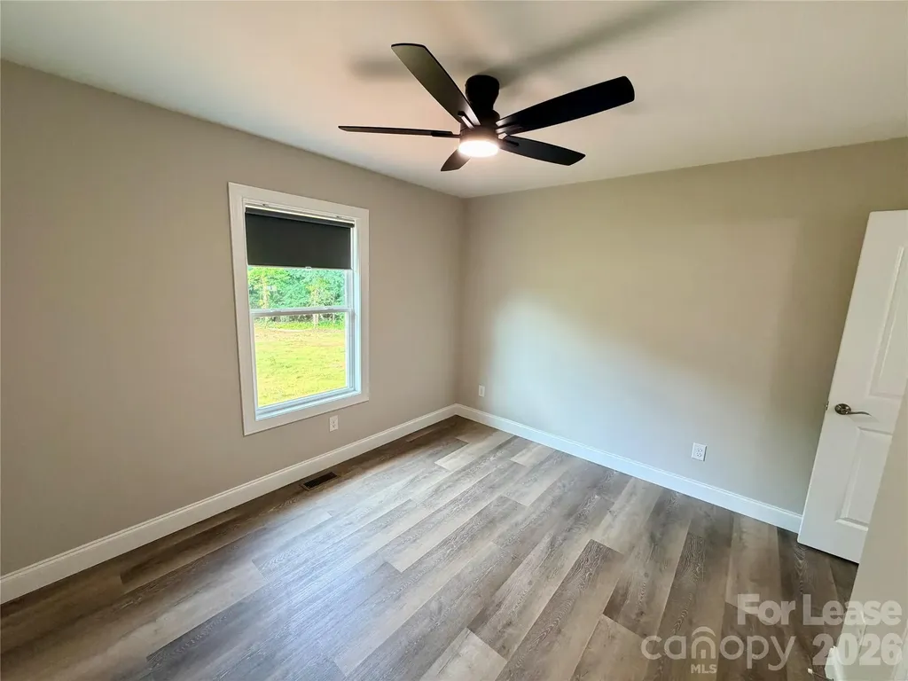 6415 Little Mountain Ridge Sherrills Ford NC 28673