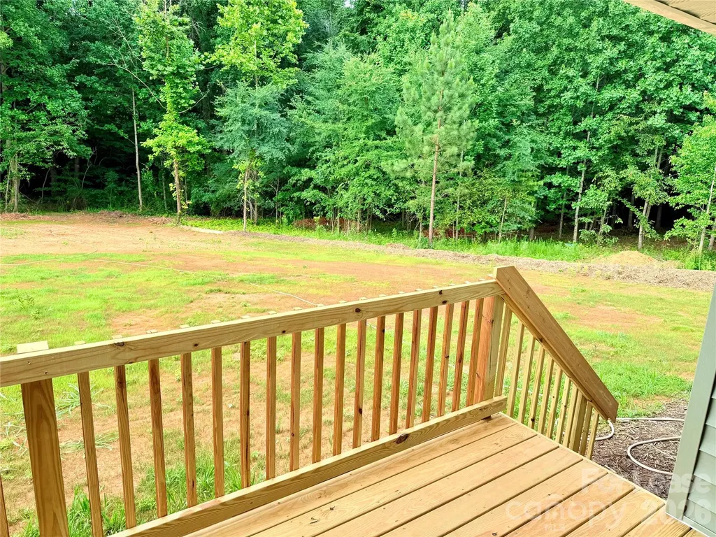 6415 Little Mountain Ridge Sherrills Ford NC 28673