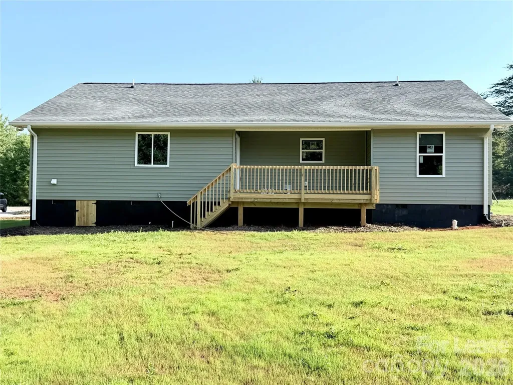 6415 Little Mountain Ridge Sherrills Ford NC 28673