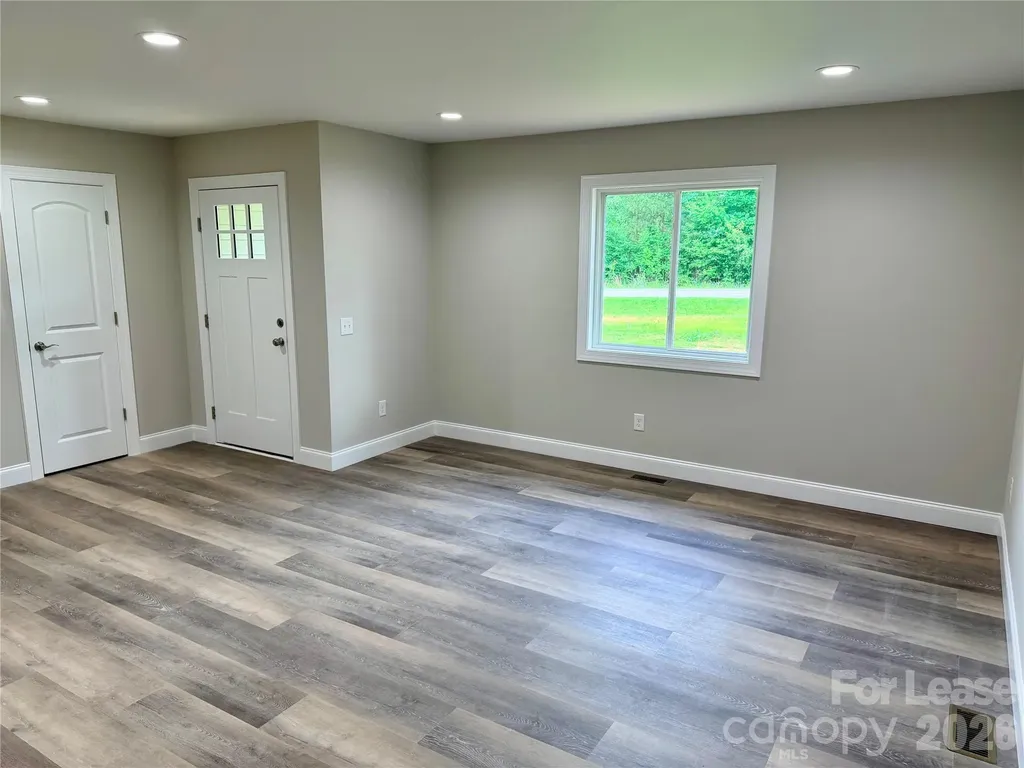6415 Little Mountain Ridge Sherrills Ford NC 28673