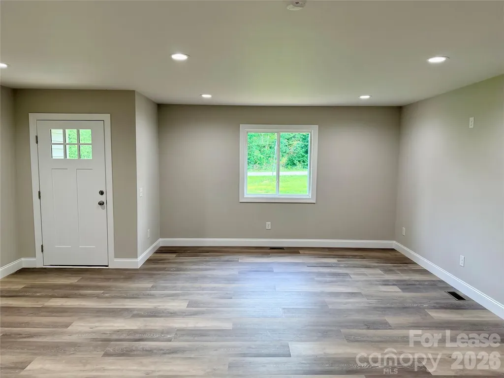 6415 Little Mountain Ridge Sherrills Ford NC 28673