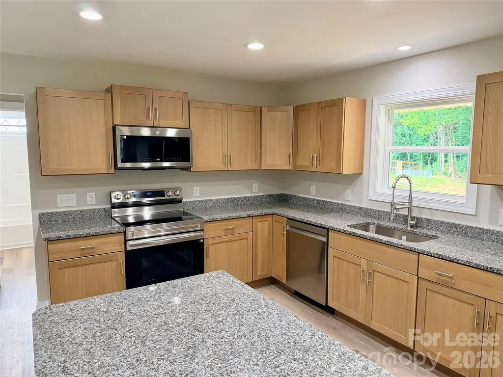 6415 Little Mountain Ridge Sherrills Ford NC 28673