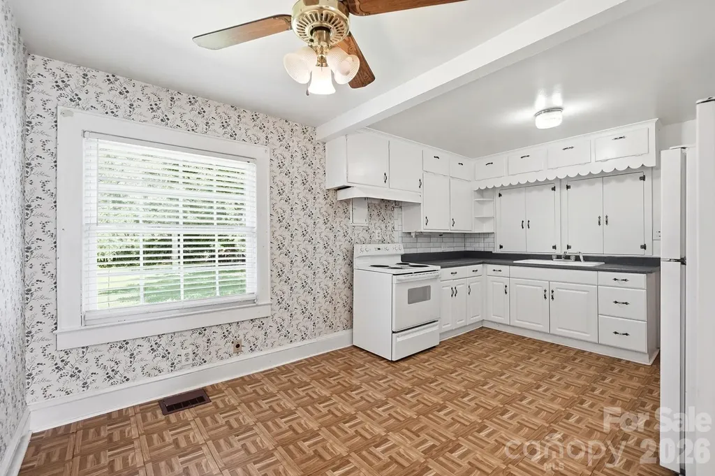 2517 Plum Street Charlotte NC 28269