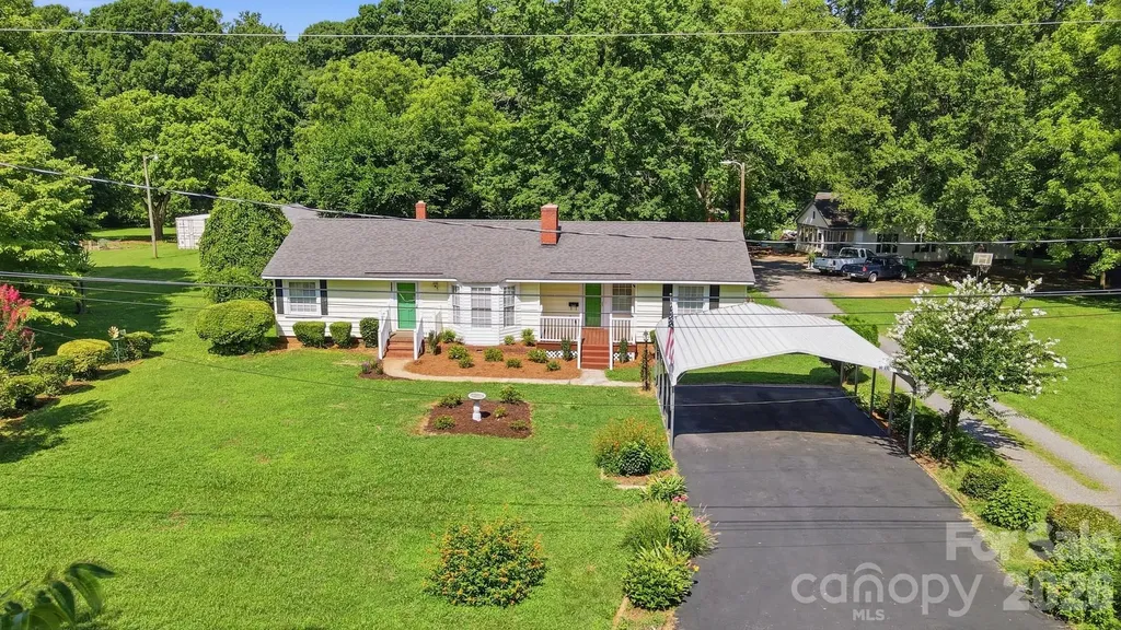 2517 Plum Street Charlotte NC 28269