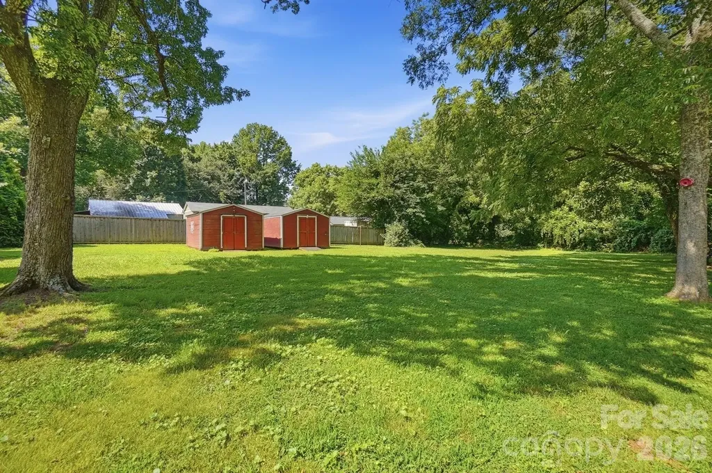 2517 Plum Street Charlotte NC 28269