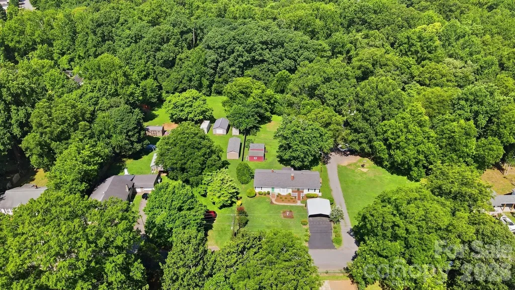2517 Plum Street Charlotte NC 28269