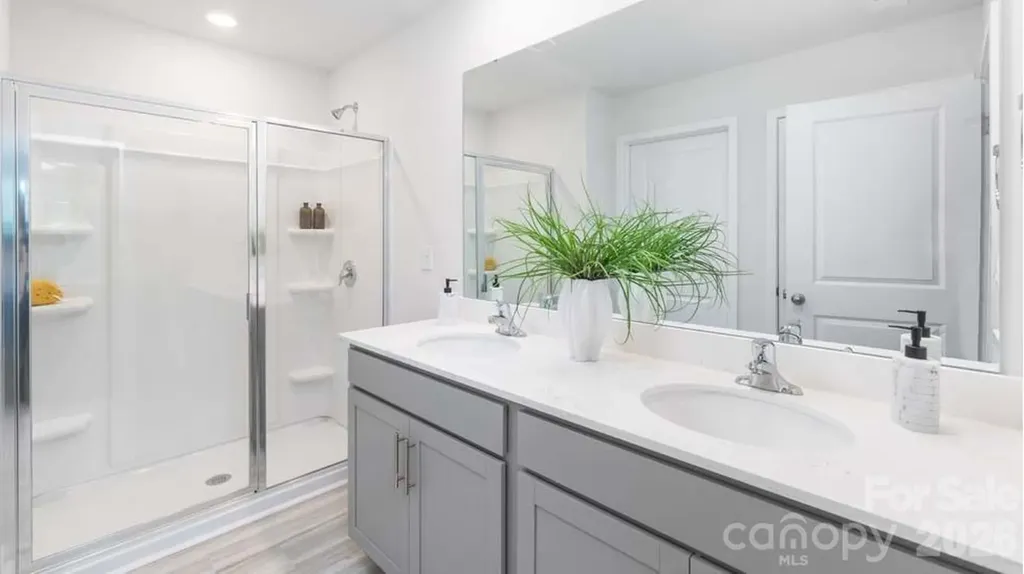 5128 Parker Forest Drive Charlotte NC 28215