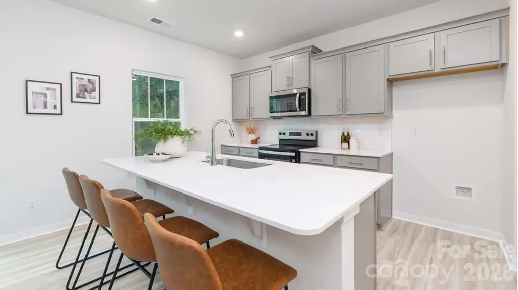 5128 Parker Forest Drive Charlotte NC 28215
