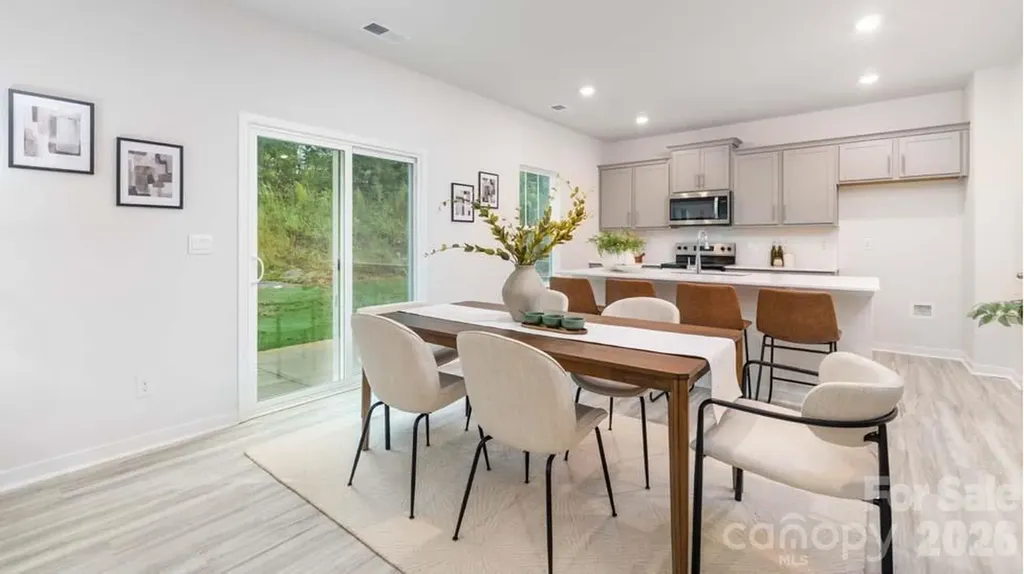 5128 Parker Forest Drive Charlotte NC 28215