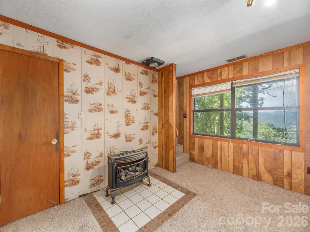 1575 Red Maple Drive Waynesville NC 28785