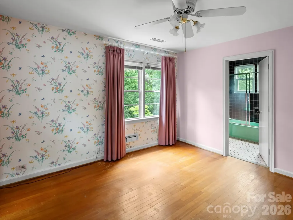 5 Normandy Road Asheville NC 28803