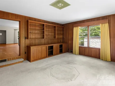 5 Normandy Road Asheville NC 28803