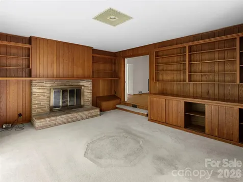 5 Normandy Road Asheville NC 28803