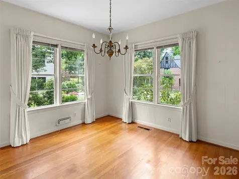 5 Normandy Road Asheville NC 28803