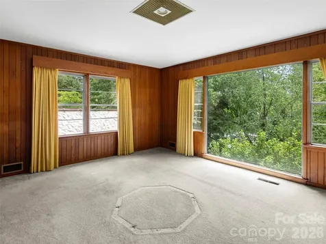 5 Normandy Road Asheville NC 28803