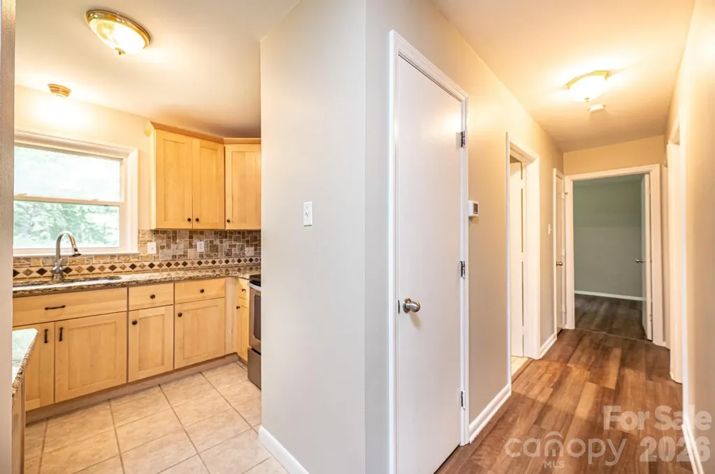 5424 Glenview Drive Hickory NC 28602