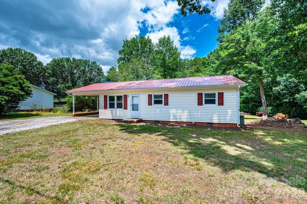 5424 Glenview Drive Hickory NC 28602