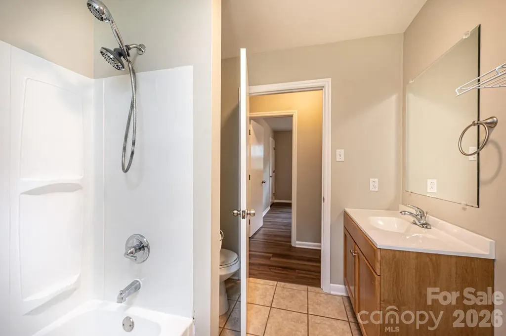 5424 Glenview Drive Hickory NC 28602
