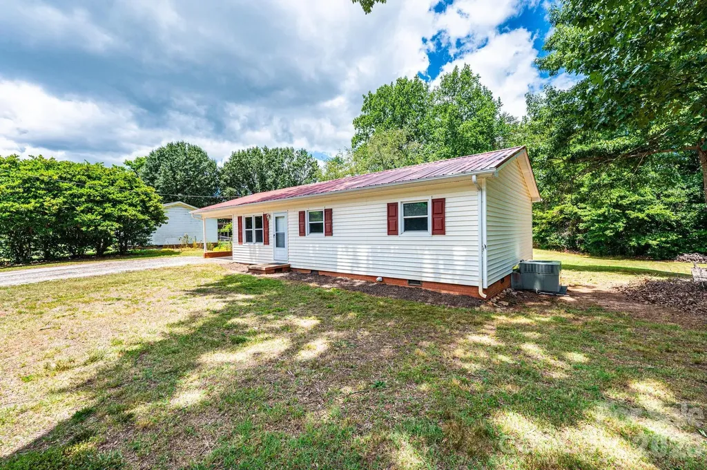 5424 Glenview Drive Hickory NC 28602