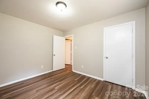 5424 Glenview Drive Hickory NC 28602