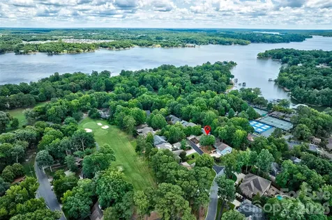 18 Shipmaster Court Lake Wylie SC 29710