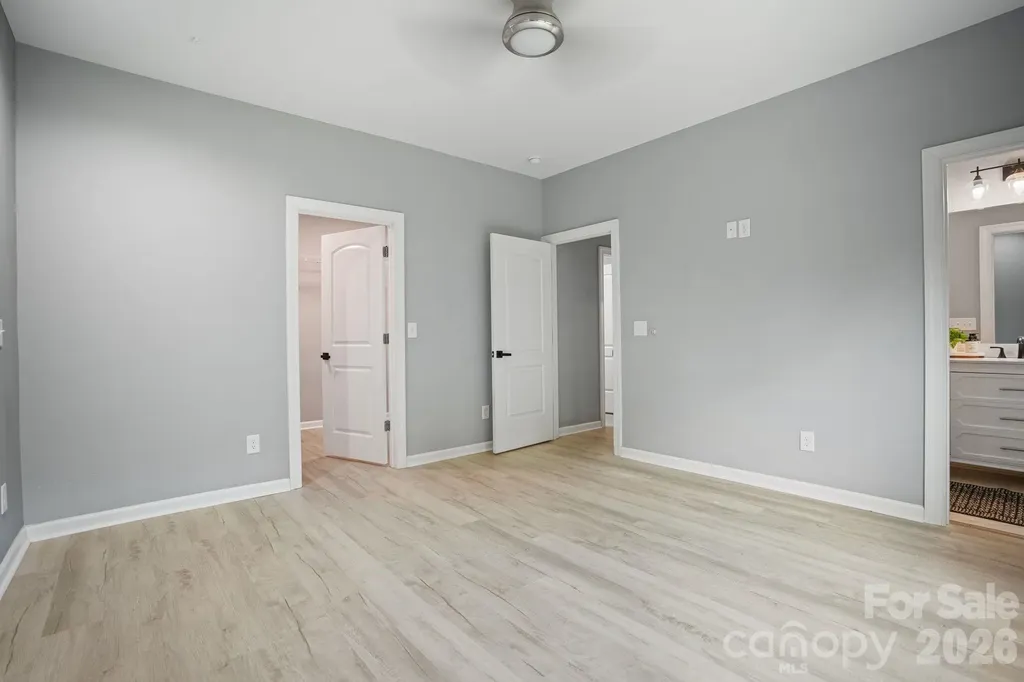 544 30th Avenue NW Hickory NC 28601