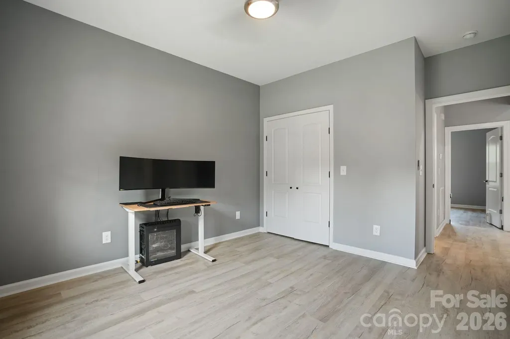 544 30th Avenue NW Hickory NC 28601