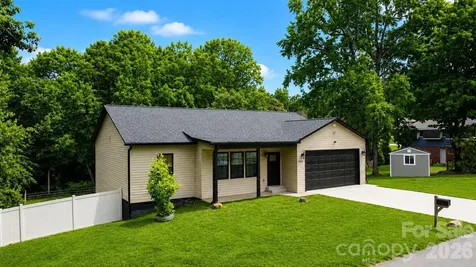 544 30th Avenue NW Hickory NC 28601