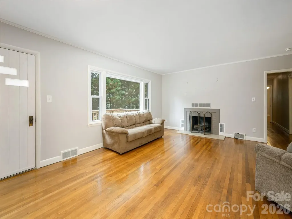 79 Edgewood Drive Arden NC 28704