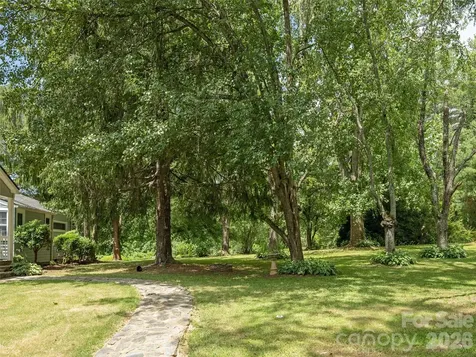 79 Edgewood Drive Arden NC 28704
