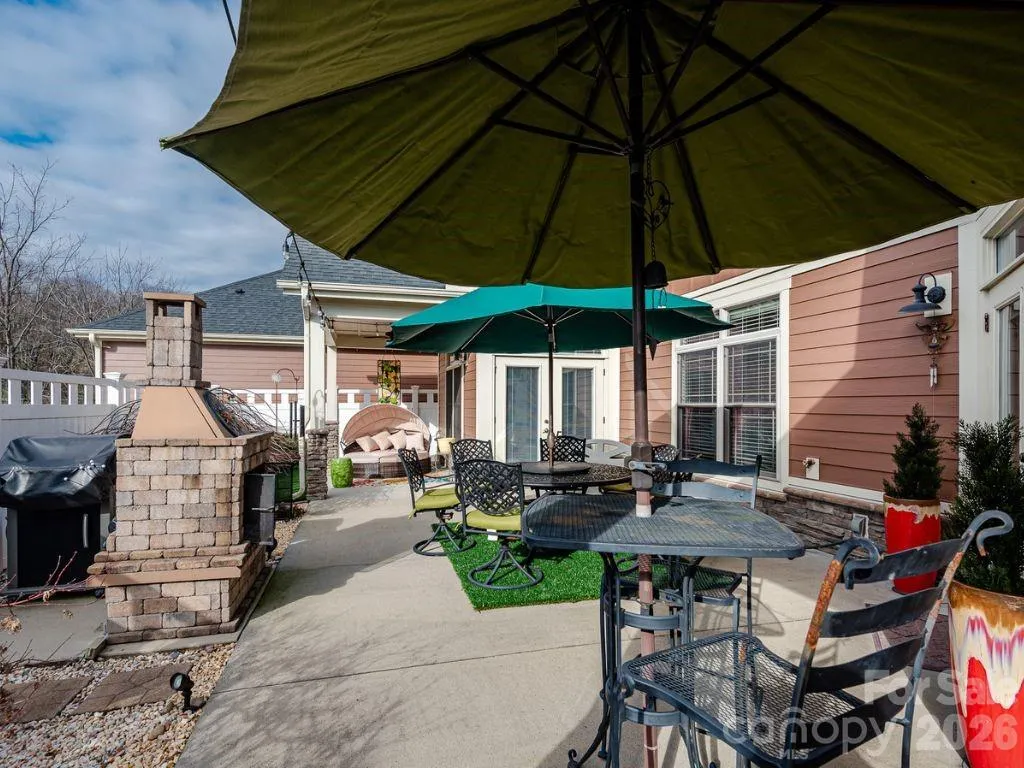 19 Westfield Way Candler NC 28715