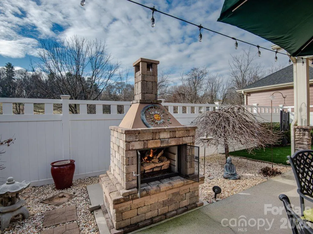 19 Westfield Way Candler NC 28715