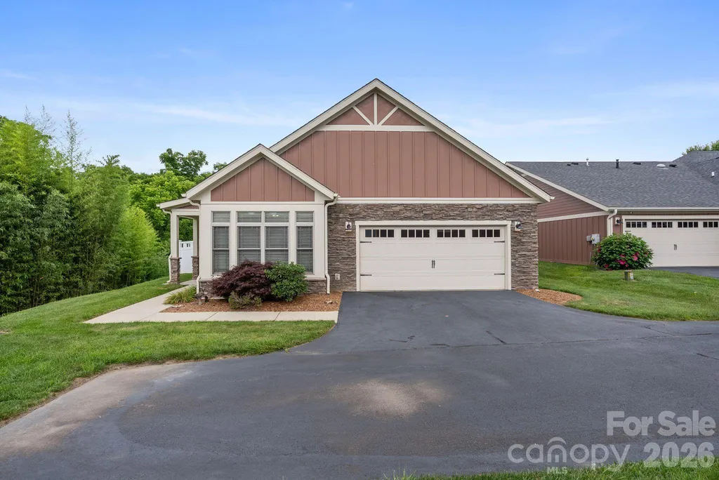 19 Westfield Way Candler NC 28715