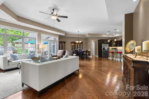 19 Westfield Way Candler NC 28715