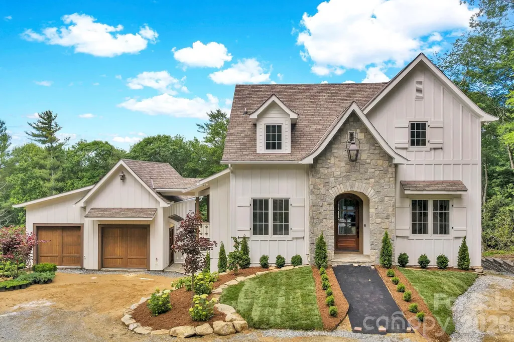 253 Old Boone Road Blowing Rock NC 28605