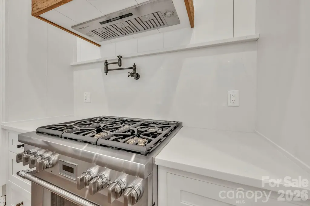 253 Old Boone Road Blowing Rock NC 28605