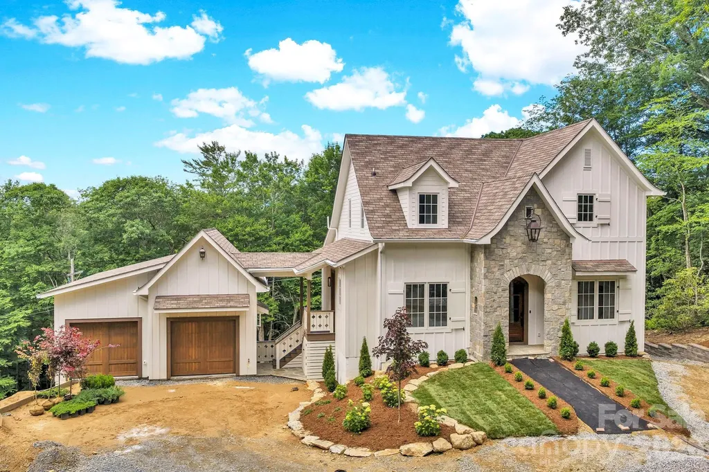 253 Old Boone Road Blowing Rock NC 28605