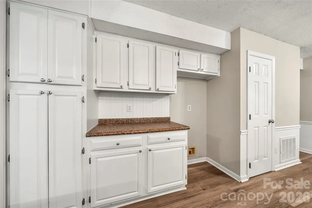 628 Bellows Lane Charlotte NC 28270
