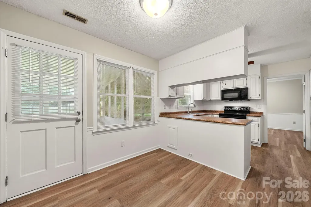 628 Bellows Lane Charlotte NC 28270