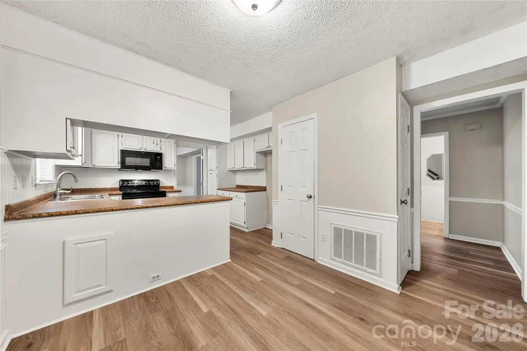 628 Bellows Lane Charlotte NC 28270