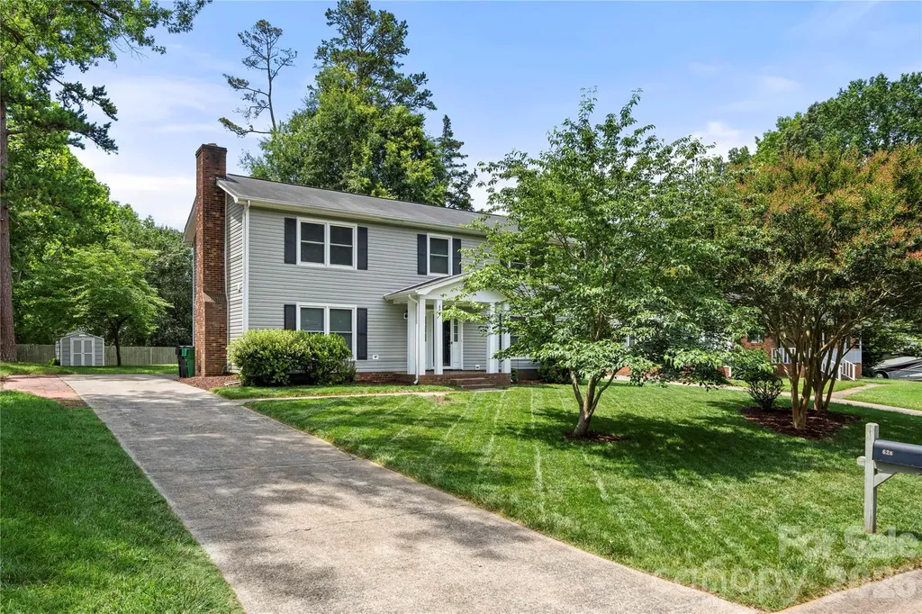 628 Bellows Lane Charlotte NC 28270