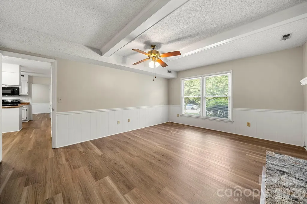 628 Bellows Lane Charlotte NC 28270