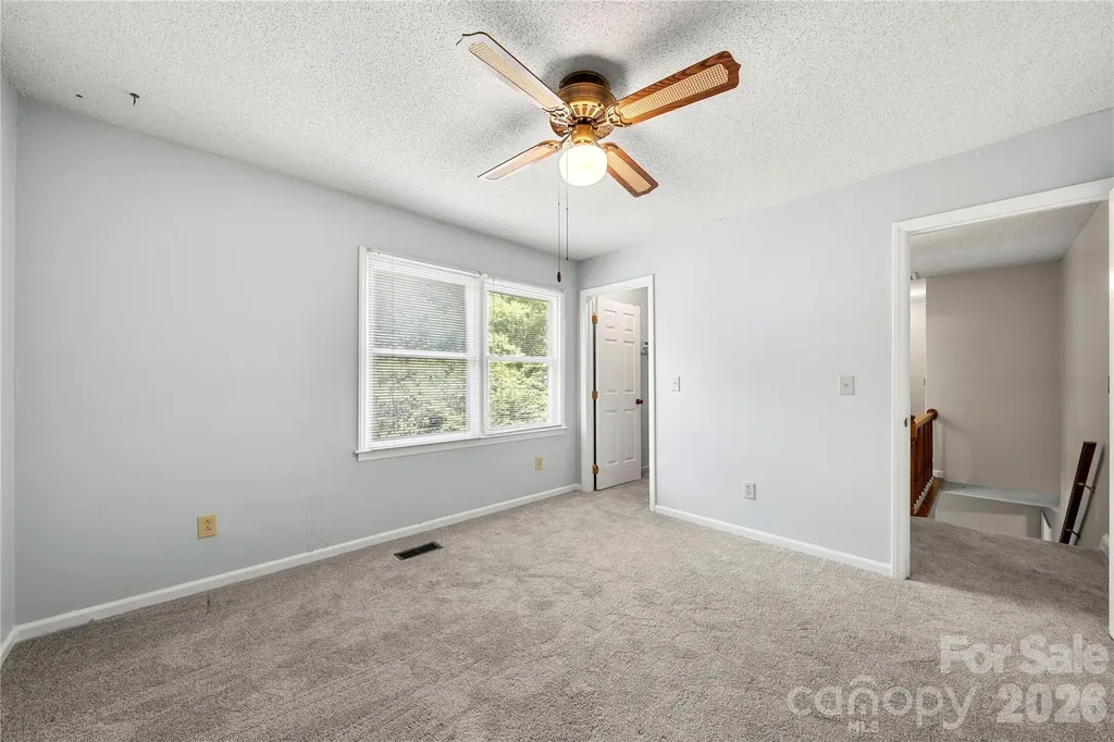 628 Bellows Lane Charlotte NC 28270