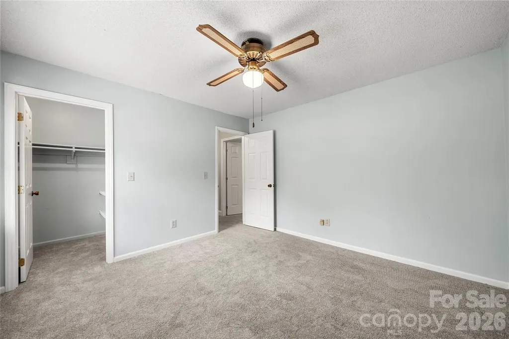 628 Bellows Lane Charlotte NC 28270