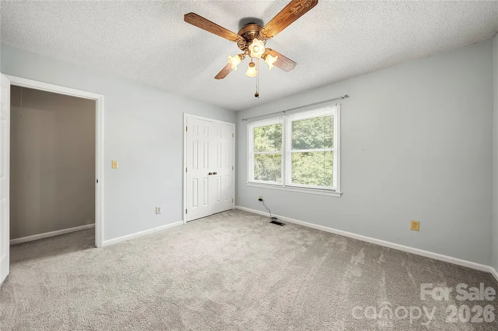 628 Bellows Lane Charlotte NC 28270