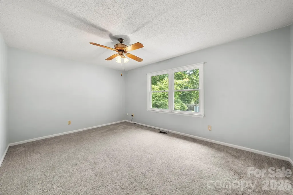 628 Bellows Lane Charlotte NC 28270