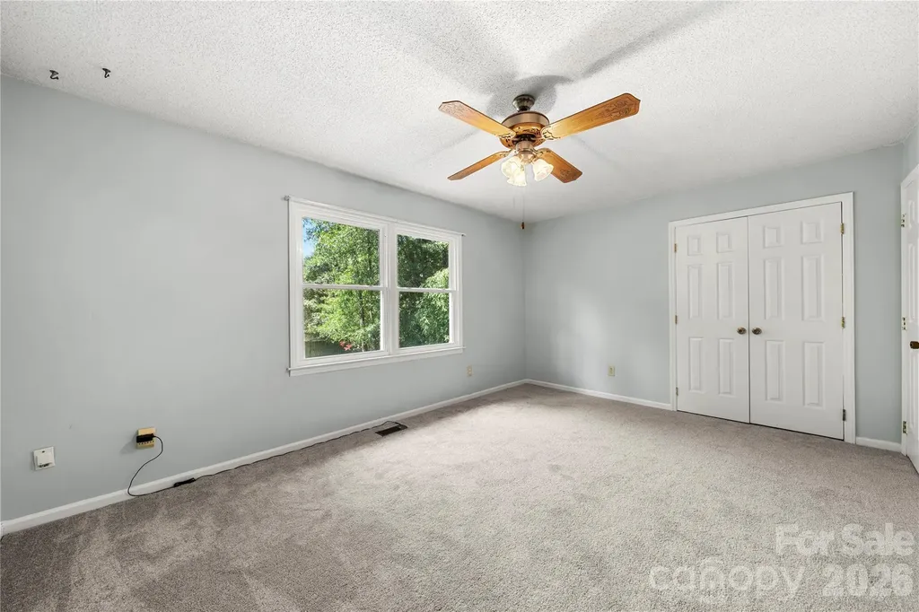 628 Bellows Lane Charlotte NC 28270
